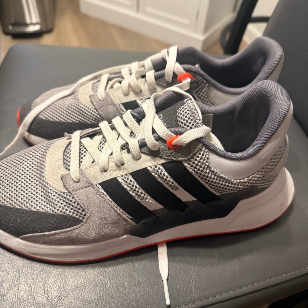 Adidas Men's Gray and Black Mesh Sneakers